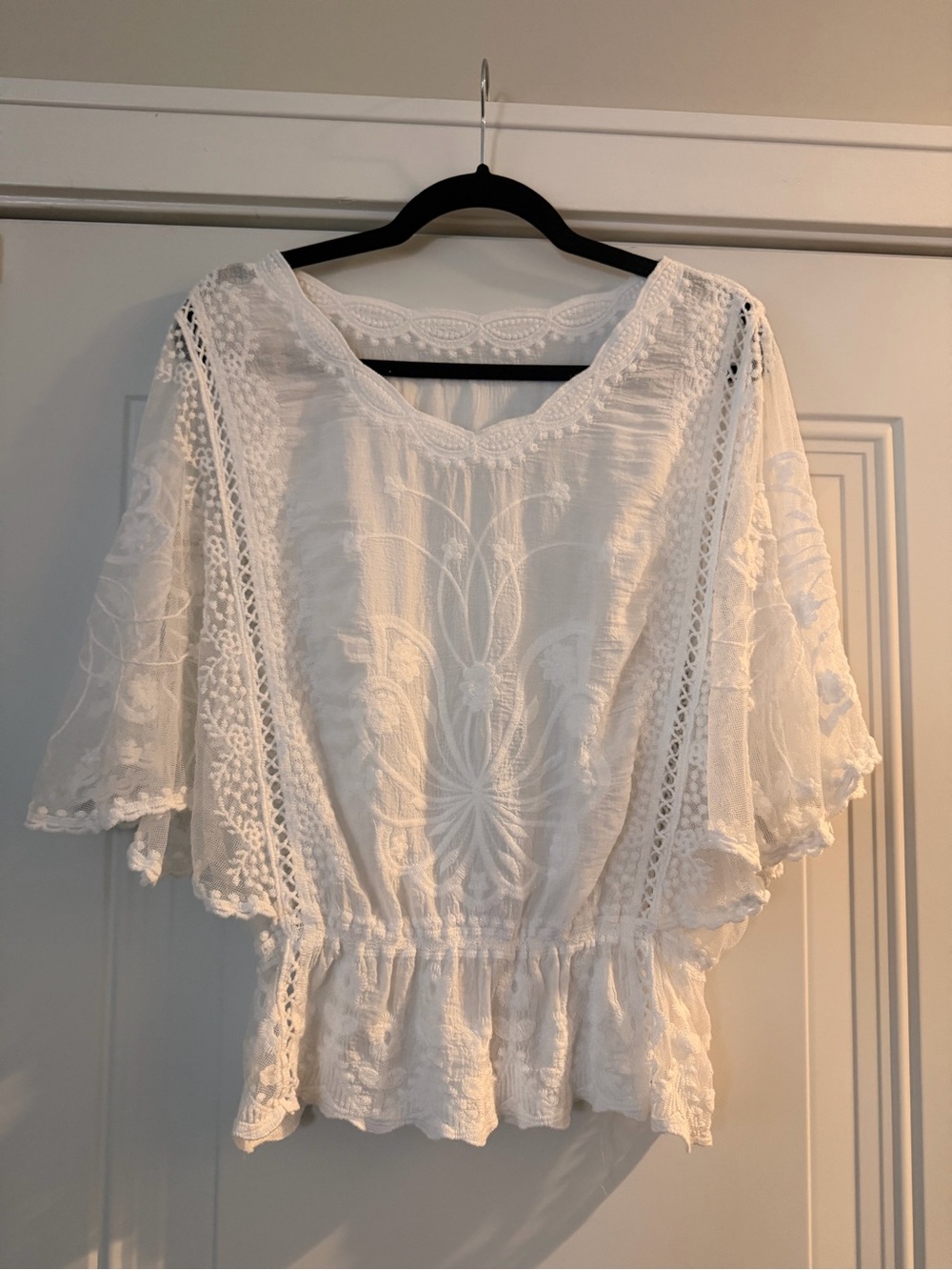 Vintage White Lace Embroidered Poncho/Blouse
